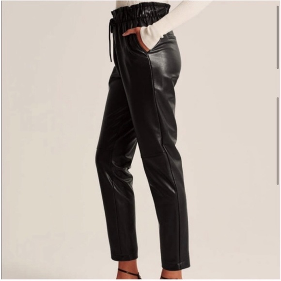 Abercrombie Vegan Faux Leather Pull On Taper Pants - Picture 5 of 8
